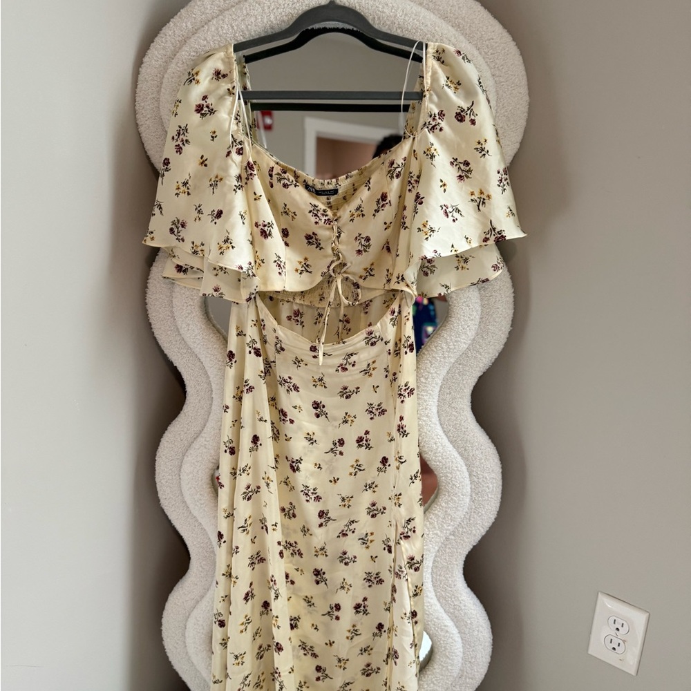 Zara Cream Floral Midi Dress